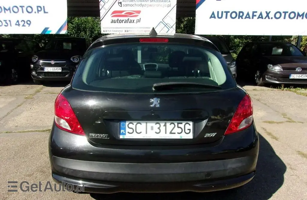 PEUGEOT 207 