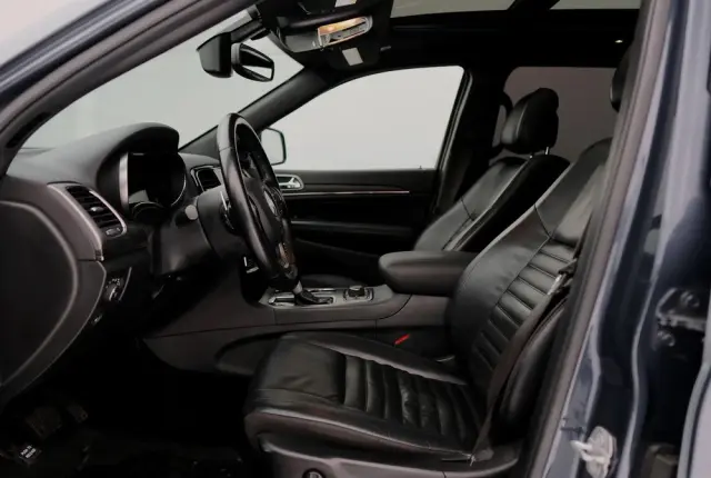 JEEP Grand Cherokee 3.6 V6 Overland Summit