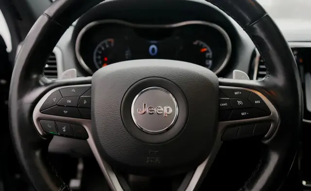 JEEP Grand Cherokee 3.6 V6 Overland Summit