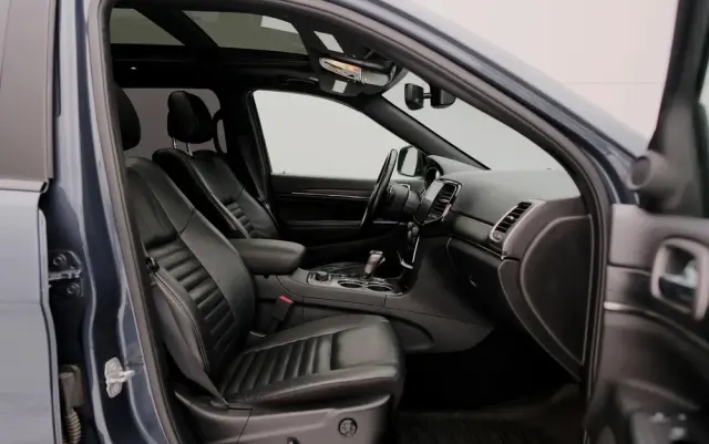 JEEP Grand Cherokee 3.6 V6 Overland Summit