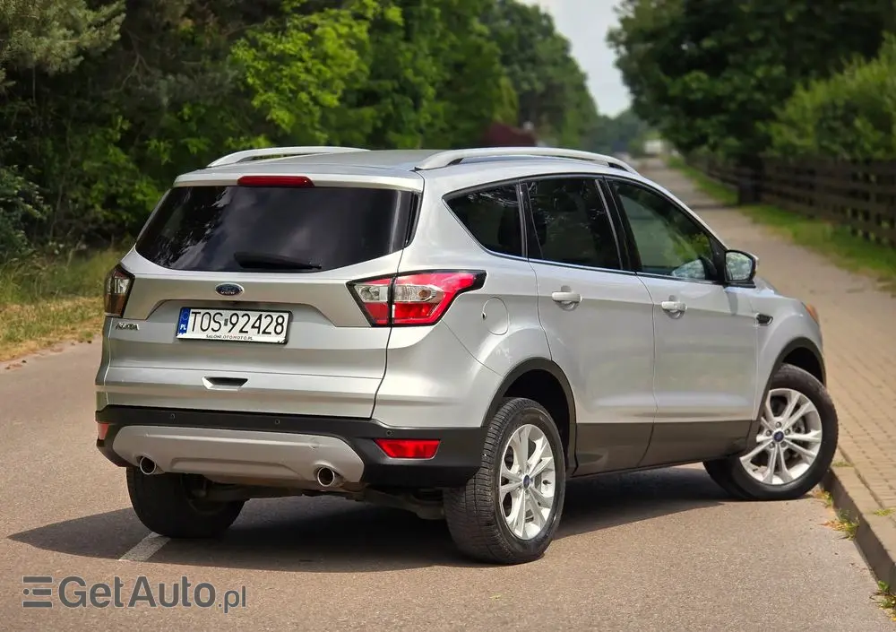FORD Kuga 2.0 TDCi 2x4 Titanium