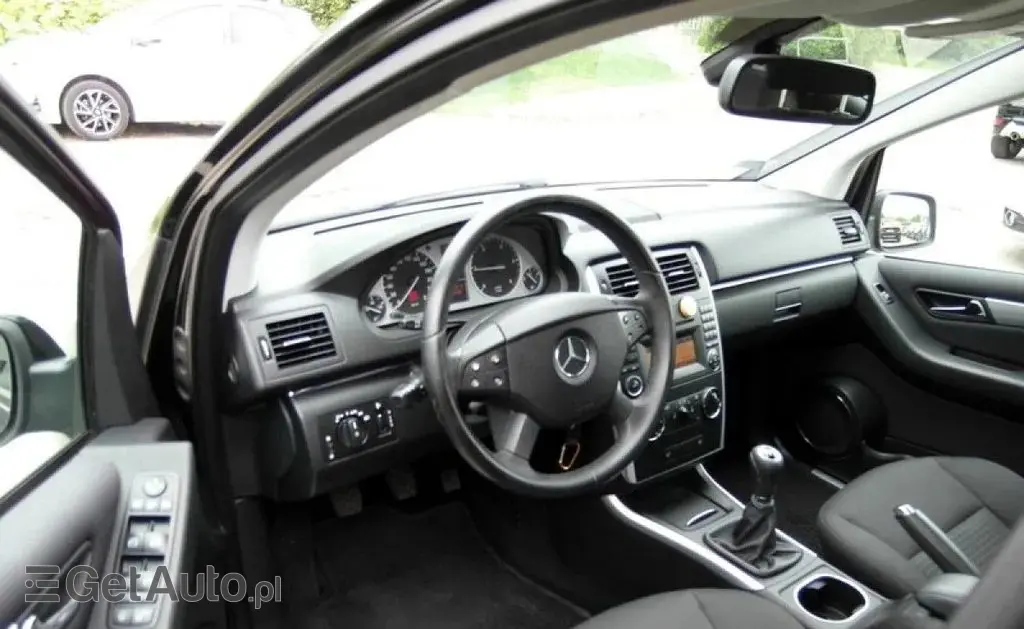 MERCEDES-BENZ Klasa B 