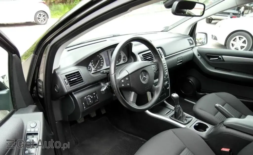 MERCEDES-BENZ Klasa B 