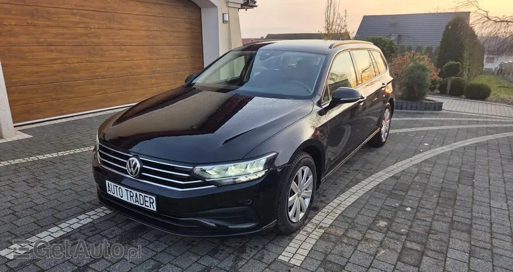 VOLKSWAGEN Passat 1.6 TDI SCR DSG Business
