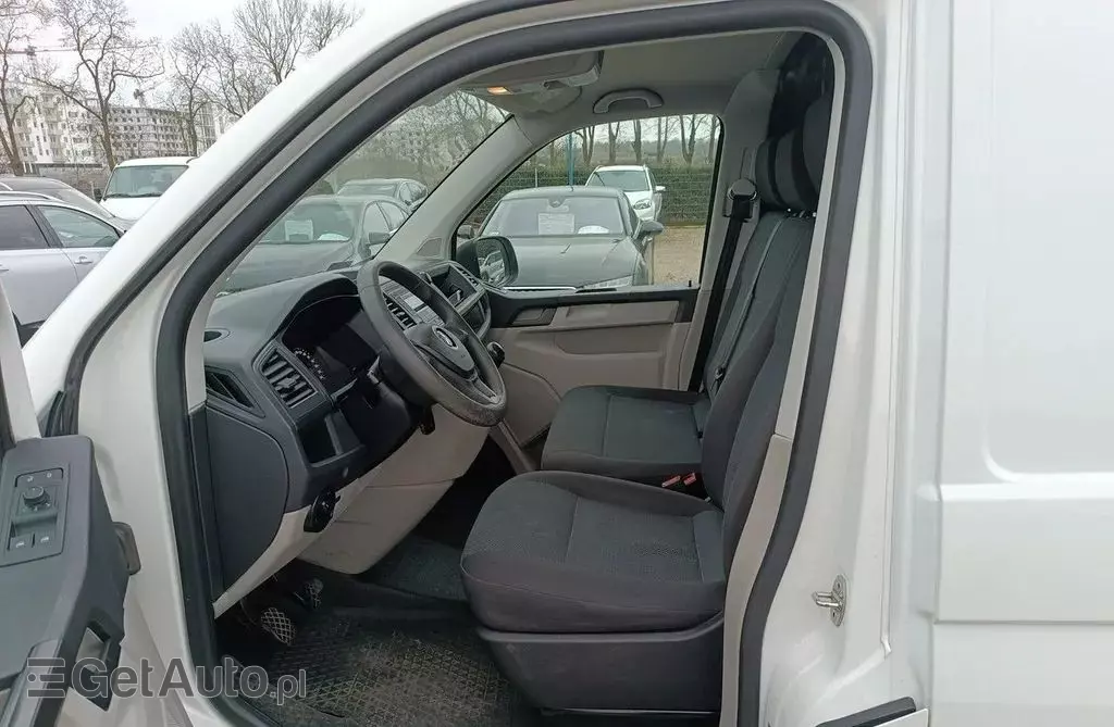 VOLKSWAGEN TRANSPORTER 