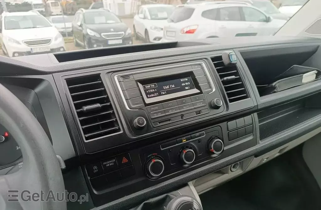 VOLKSWAGEN TRANSPORTER 