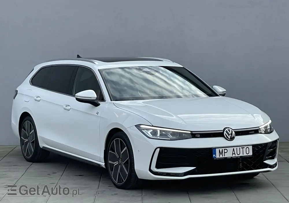 VOLKSWAGEN Passat Variant 2.0 TSI 4Mot R-Line DSG