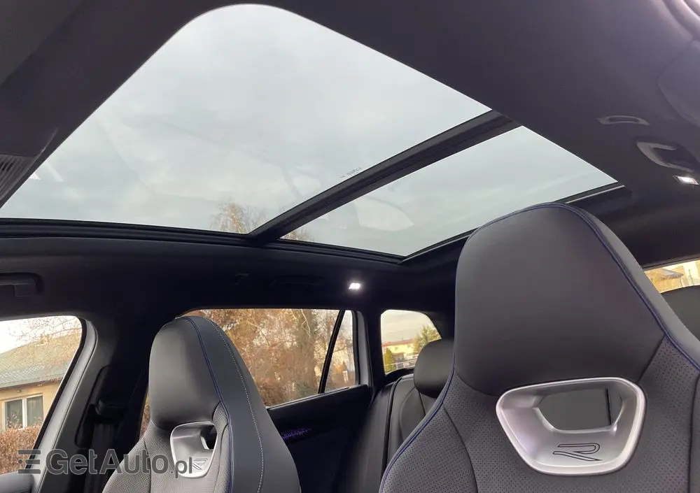 VOLKSWAGEN Passat Variant 2.0 TSI 4Mot R-Line DSG