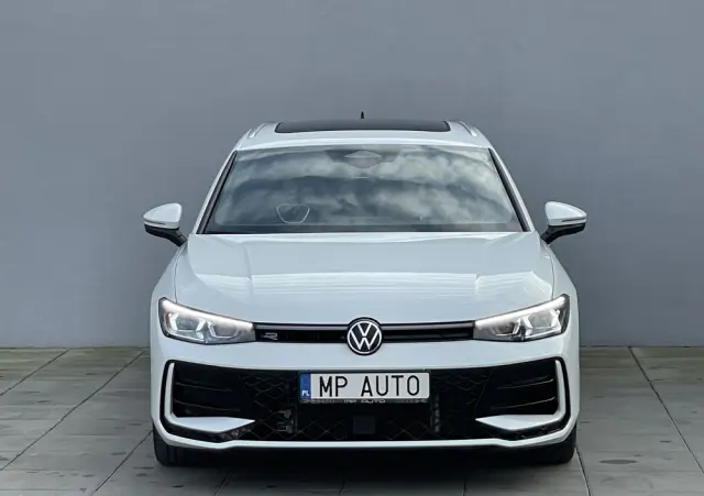VOLKSWAGEN Passat Variant 2.0 TSI 4Mot R-Line DSG