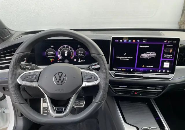 VOLKSWAGEN Passat Variant 2.0 TSI 4Mot R-Line DSG