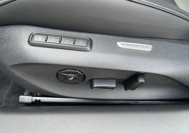 VOLKSWAGEN Passat Variant 2.0 TSI 4Mot R-Line DSG