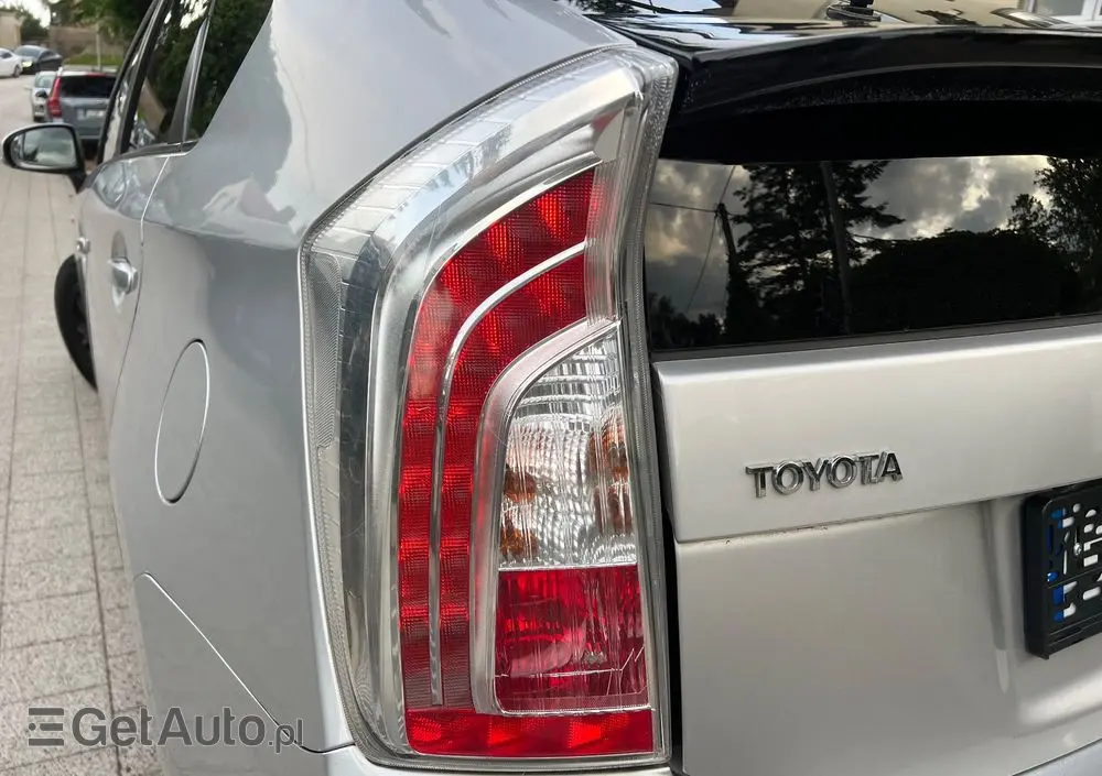 TOYOTA Prius 1.8 Hybrid Premium