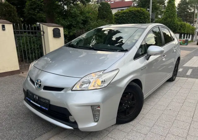 TOYOTA Prius 1.8 Hybrid Premium