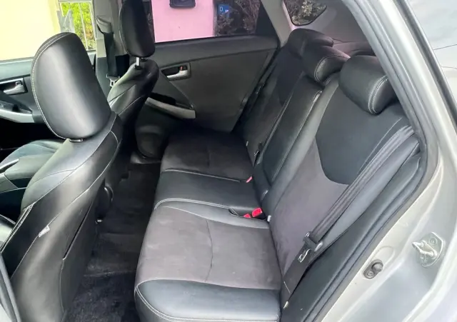 TOYOTA Prius 1.8 Hybrid Premium
