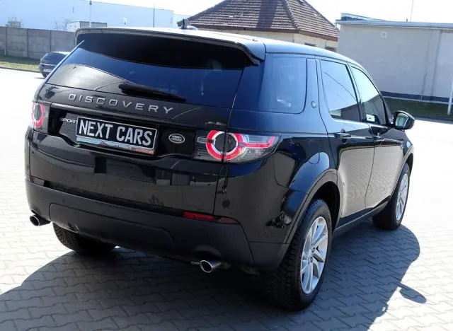 LAND ROVER Discovery 