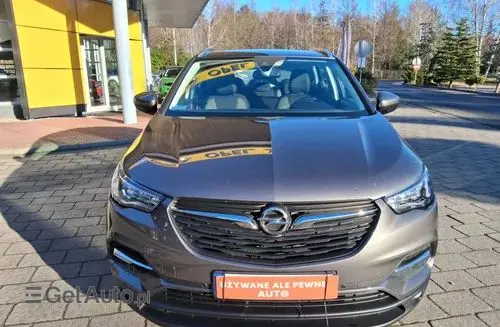 OPEL Grandland 