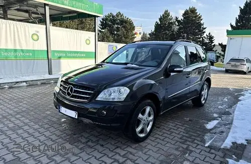 MERCEDES-BENZ ML 