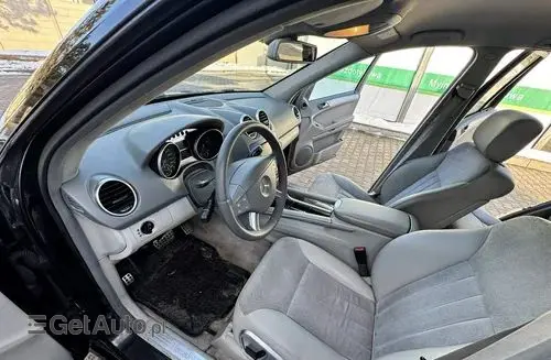 MERCEDES-BENZ ML 
