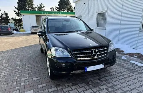 MERCEDES-BENZ ML 