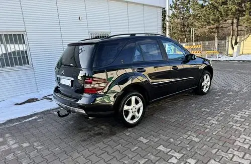 MERCEDES-BENZ ML 