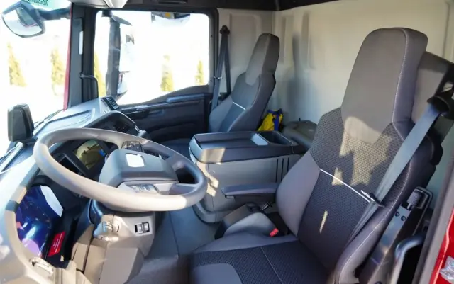 MAN TGS 41.480 / 8X8 / WYWROTKA / 21,5M3 / AUTOMAT / FABRYCZNIE NOWY / BOGATE WYPOSAŻENIE / DOSTĘPNY OD RĘKI / 2026 