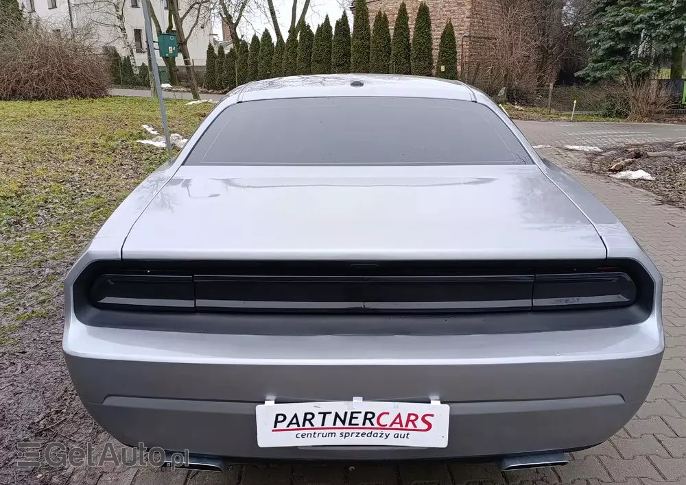 DODGE Challenger Automatik SXT Plus