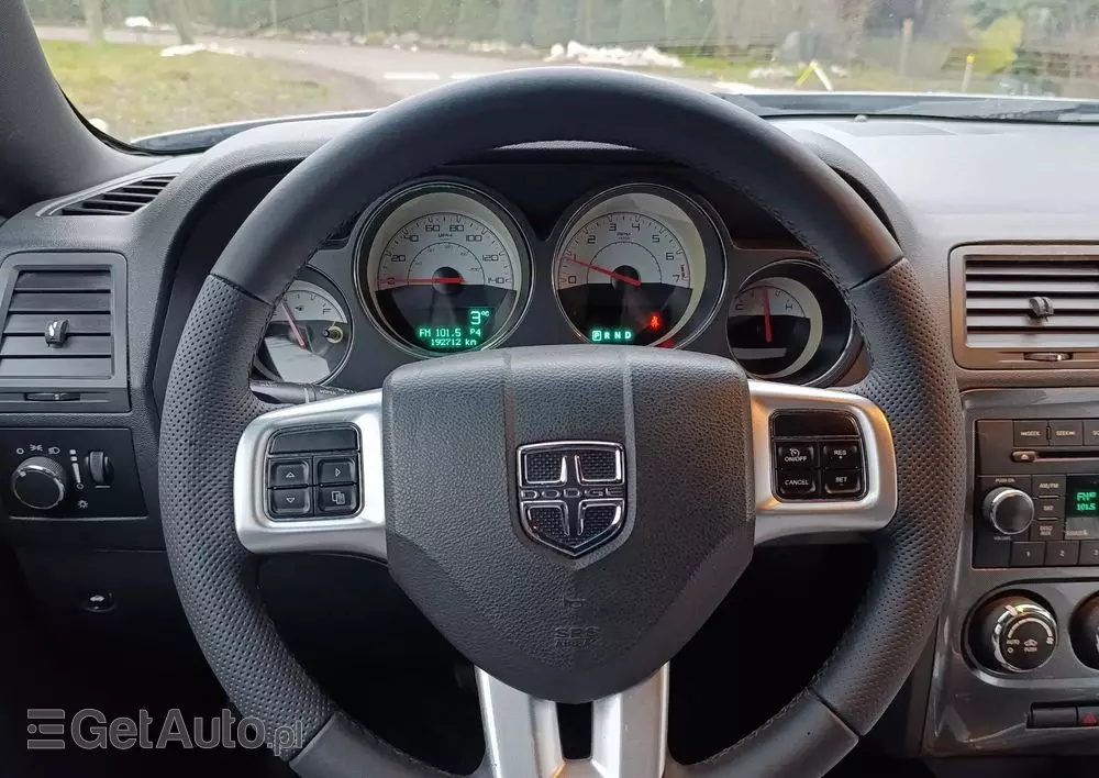 DODGE Challenger Automatik SXT Plus