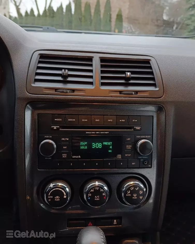 DODGE Challenger Automatik SXT Plus