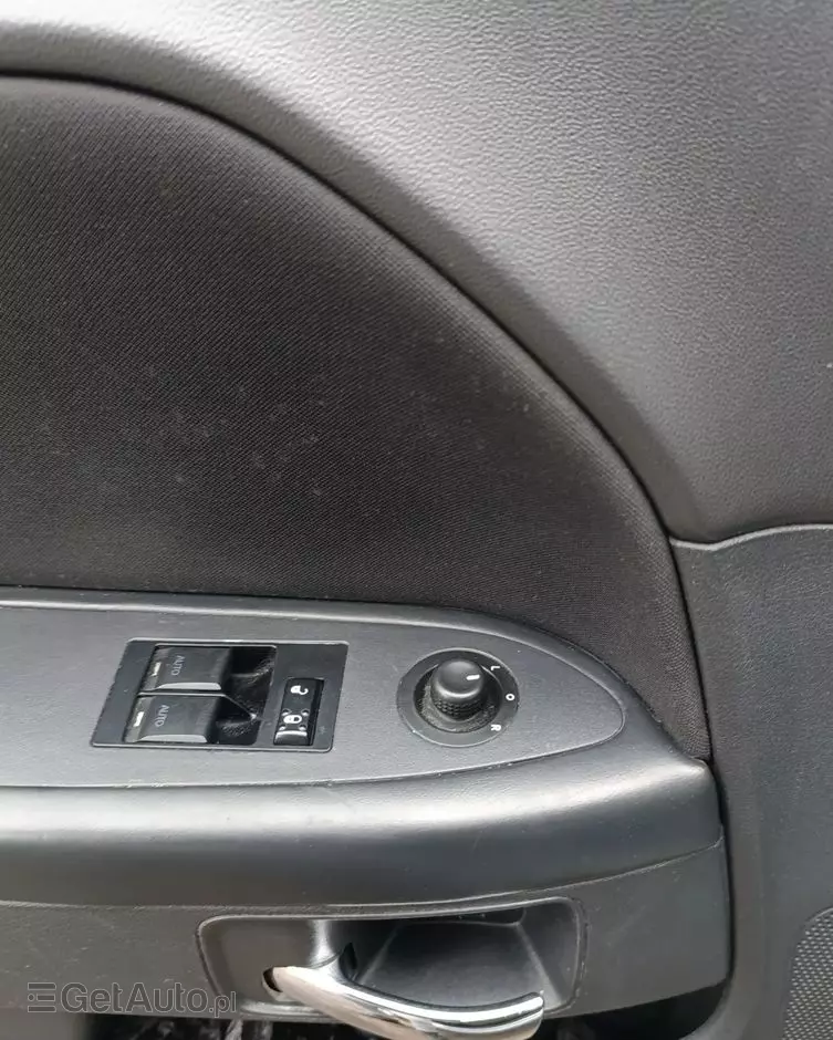 DODGE Challenger Automatik SXT Plus