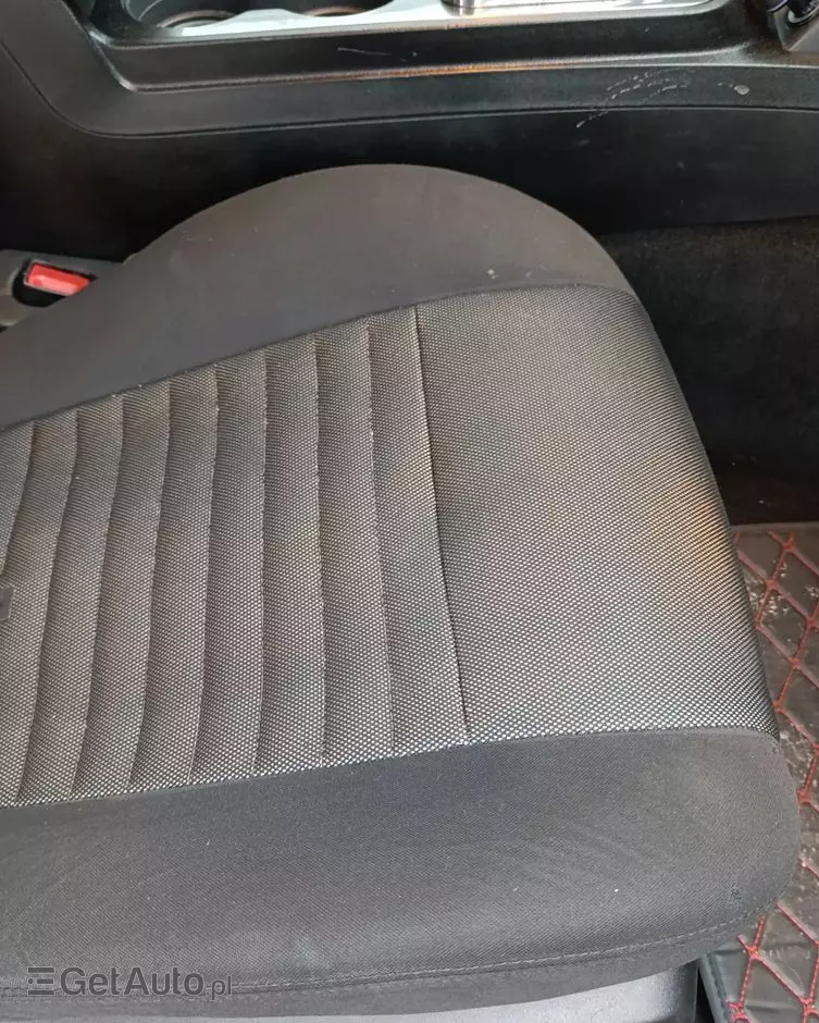 DODGE Challenger Automatik SXT Plus