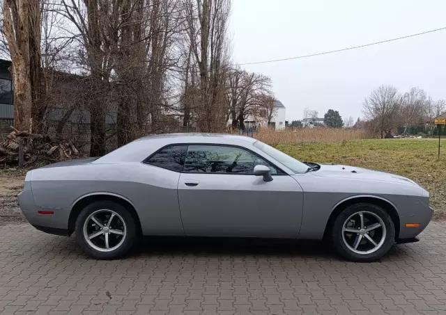 DODGE Challenger Automatik SXT Plus