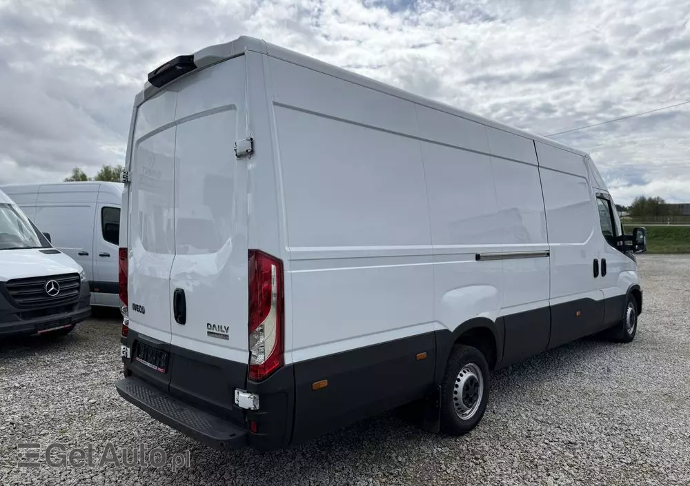 IVECO 2021/Daily 35-140 A8V/MAXI/ Automat Hi-Matic/full LED reflektory/Klima/PDC/tempomat/fotel comfort 