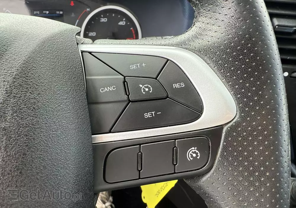 IVECO 2021/Daily 35-140 A8V/MAXI/ Automat Hi-Matic/full LED reflektory/Klima/PDC/tempomat/fotel comfort 