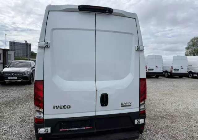 IVECO 2021/Daily 35-140 A8V/MAXI/ Automat Hi-Matic/full LED reflektory/Klima/PDC/tempomat/fotel comfort 