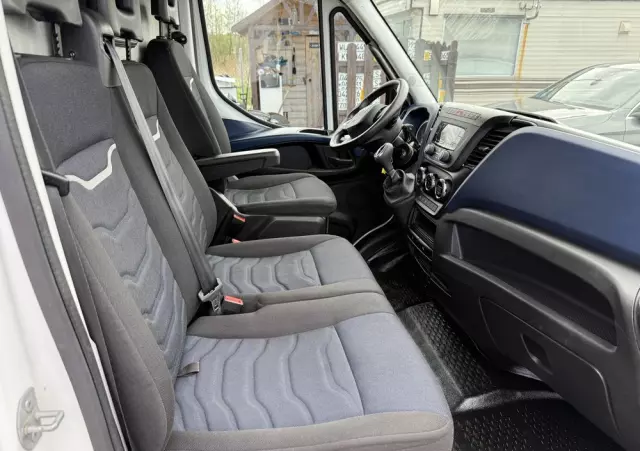 IVECO 2021/Daily 35-140 A8V/MAXI/ Automat Hi-Matic/full LED reflektory/Klima/PDC/tempomat/fotel comfort 