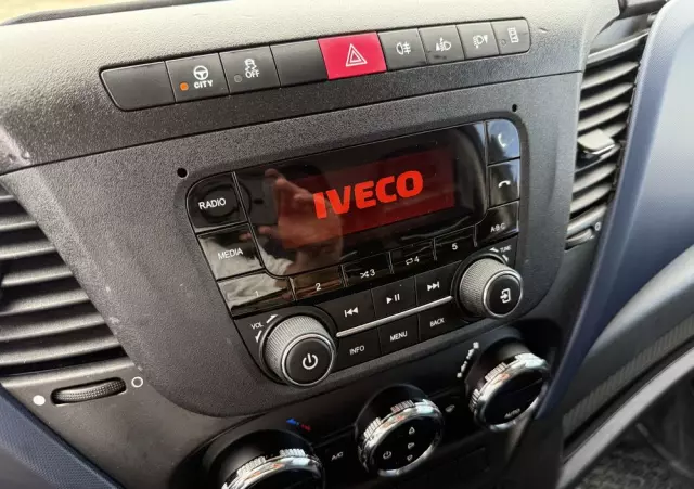 IVECO 2021/Daily 35-140 A8V/MAXI/ Automat Hi-Matic/full LED reflektory/Klima/PDC/tempomat/fotel comfort 