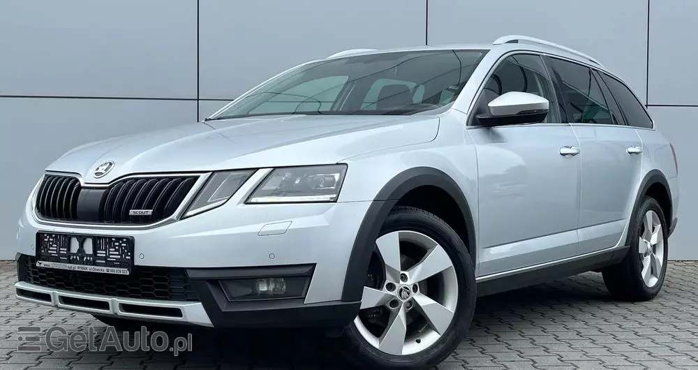 SKODA Octavia Scout 2.0 TDI 4x4 DSG