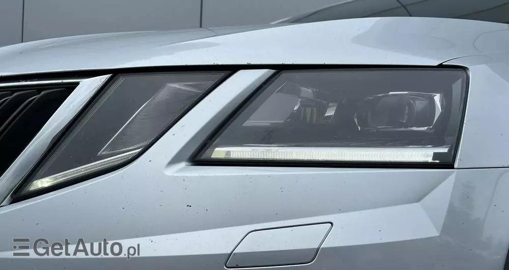 SKODA Octavia Scout 2.0 TDI 4x4 DSG