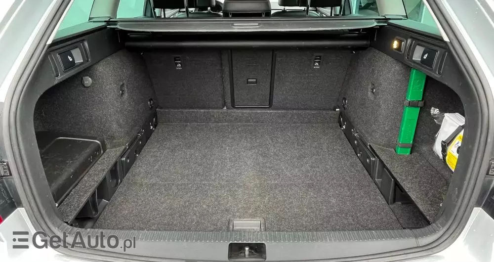 SKODA Octavia Scout 2.0 TDI 4x4 DSG