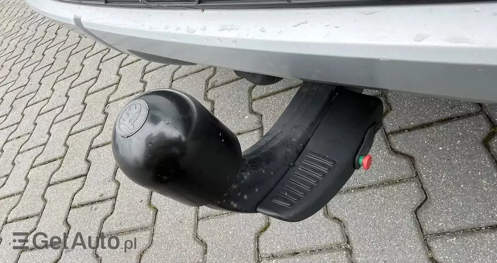 SKODA Octavia Scout 2.0 TDI 4x4 DSG