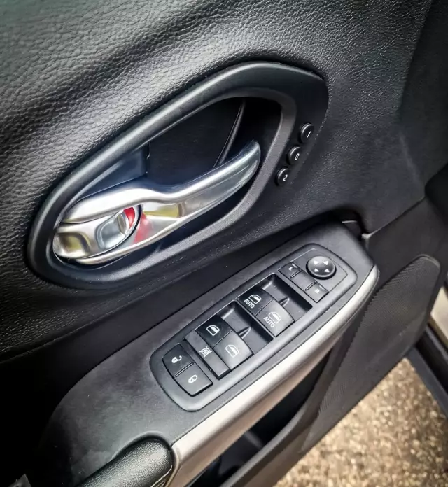 JEEP Cherokee 3.2 V6 Active Drive I Limited