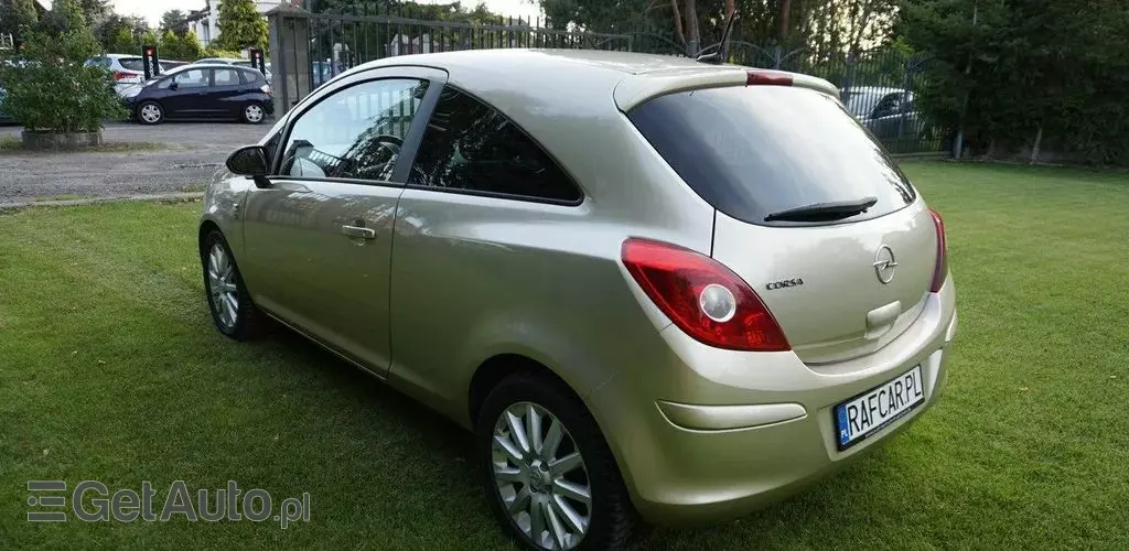 OPEL Corsa 