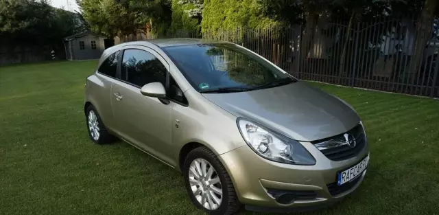 OPEL Corsa 