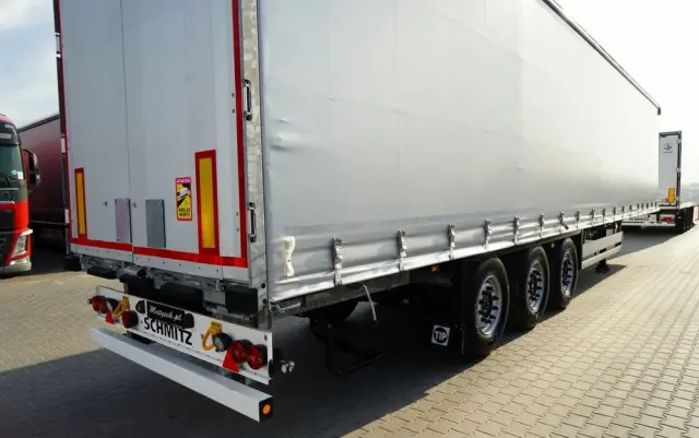 SCHMITZ CARGOBULL FIRANKA / STANDARD / 2024 R 