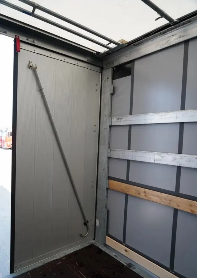 SCHMITZ CARGOBULL FIRANKA / STANDARD / 2024 R 