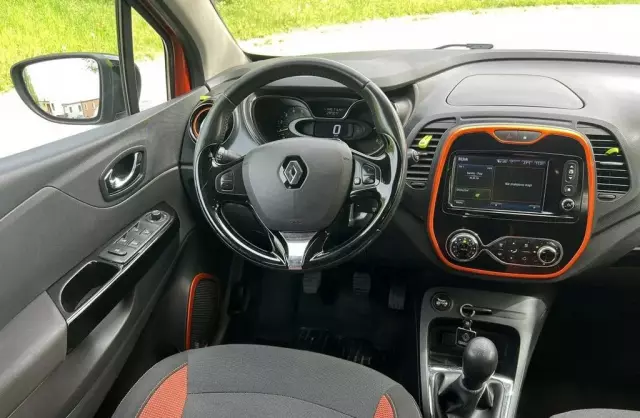 RENAULT Captur 