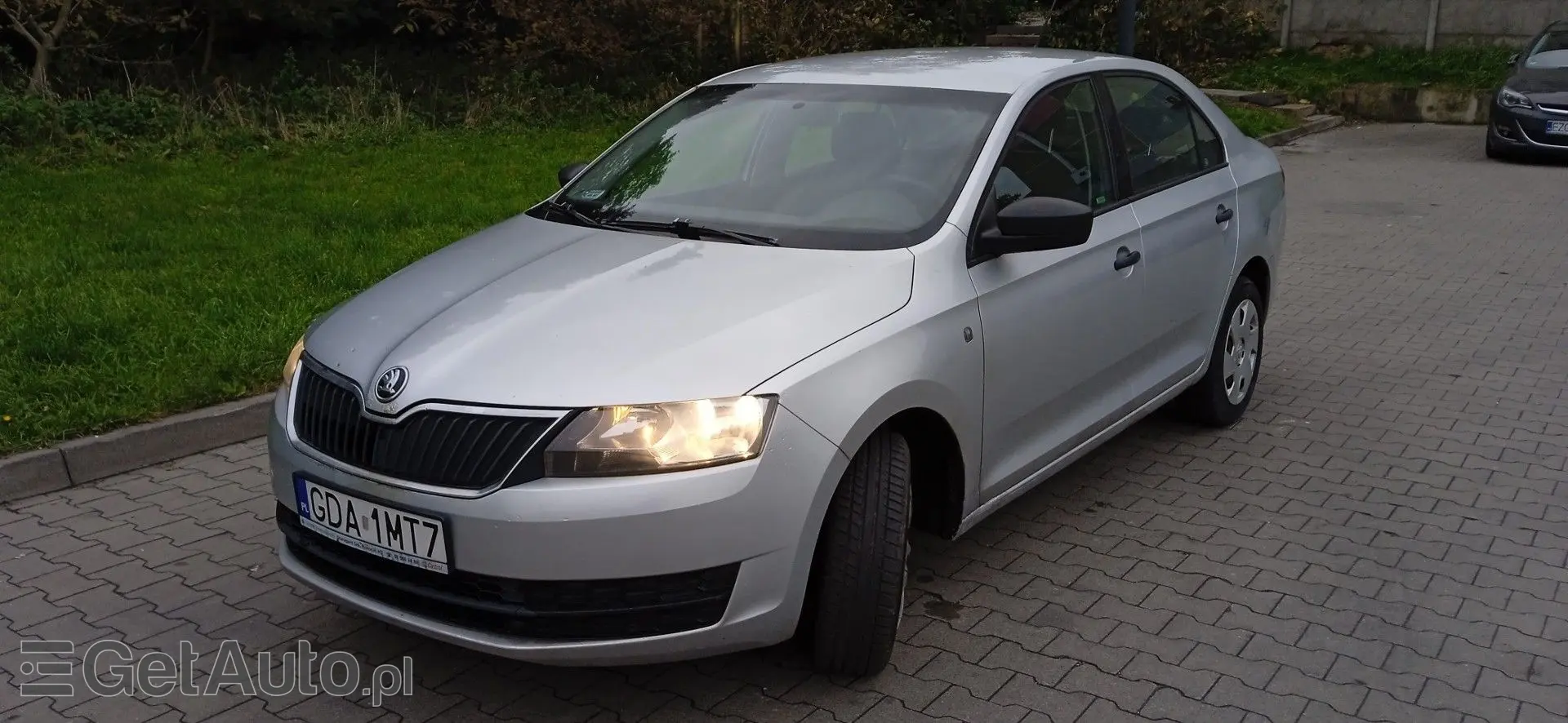 SKODA Rapid 