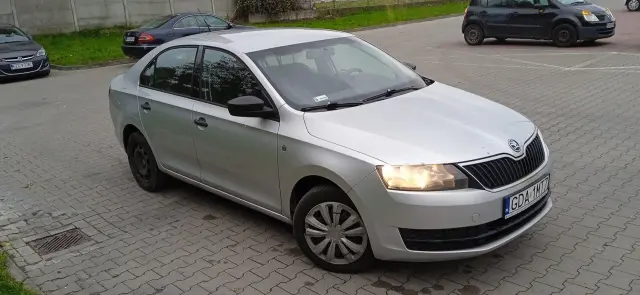SKODA Rapid 