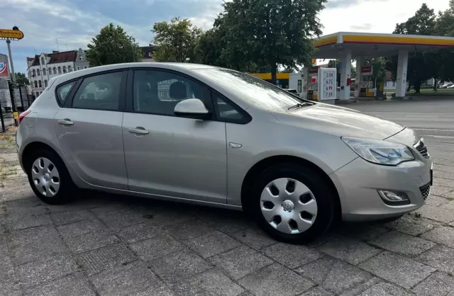 OPEL Astra 1.4 (100 KM) ecoFLEX