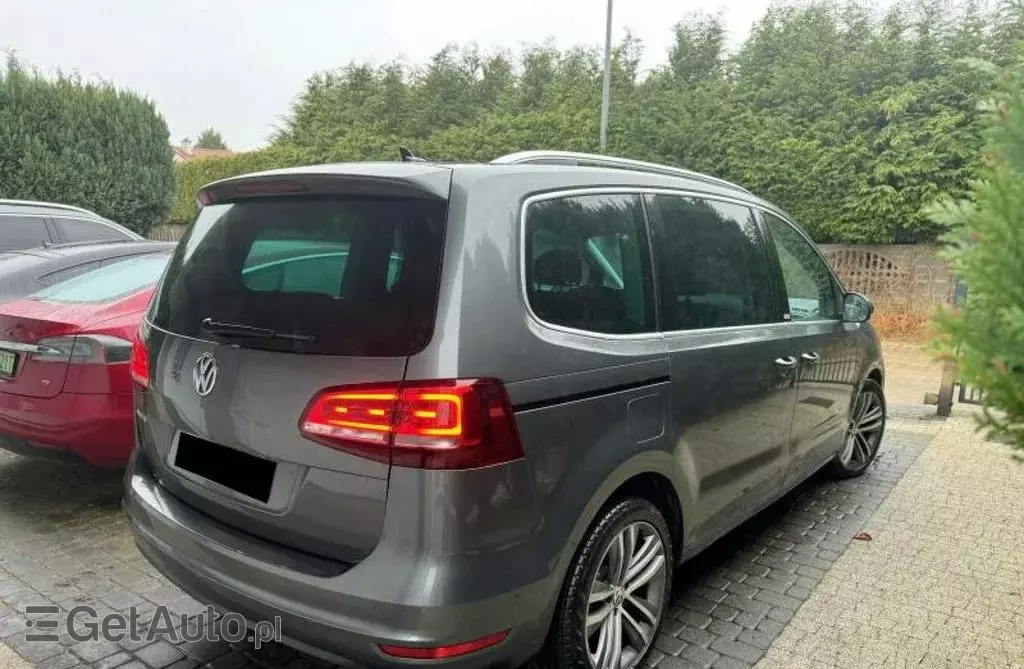 VOLKSWAGEN Sharan 